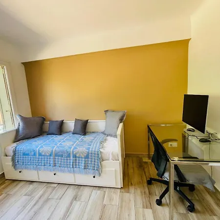 A * Hyères