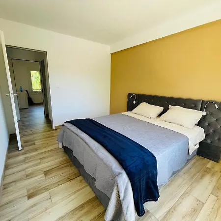 A Apartman
