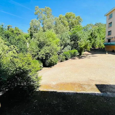 A Apartman *